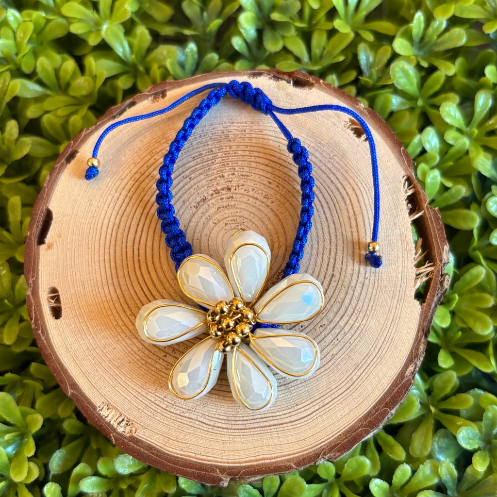 Sale Handcrafted Beaded Adjustable Flower Bracelet String Closure